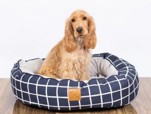 Reversible dog bed